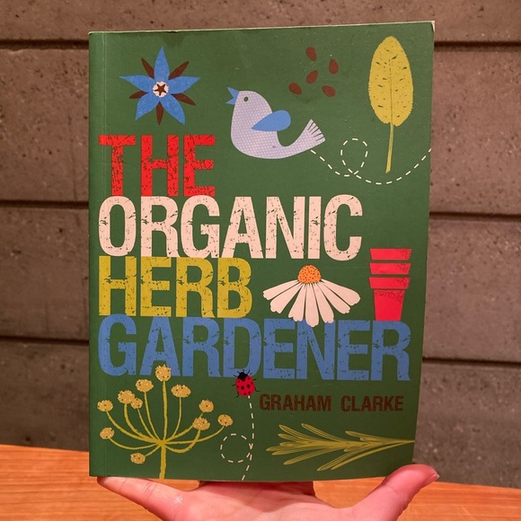 Softcover The Organic Herb Gardener - Picture 1 of 9